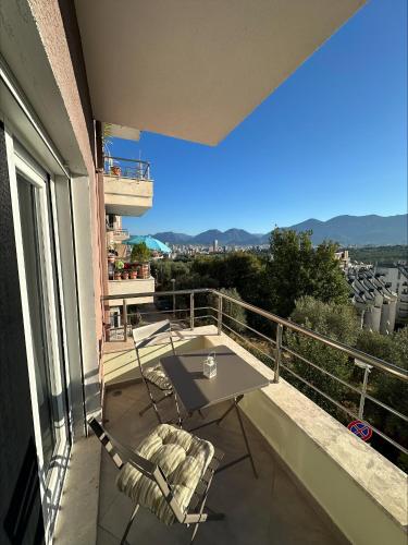 Olive Hill Apartment