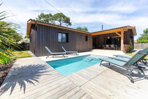 Villa Javal à Ares avec piscine chauffée du 0105 au 1510
