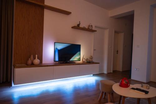 TV a/nebo společenská místnost v ubytování 365stay