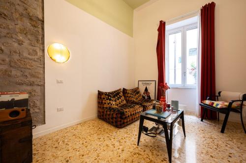 Maison Noir Napoli