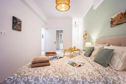 Postel nebo postele na pokoji v ubytování Stylish Luxury Getaway 3BR Apartment 115m