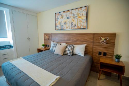 Postel nebo postele na pokoji v ubytování Real View Towers E901