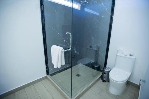 Koupelna v ubytování Real View Towers W208