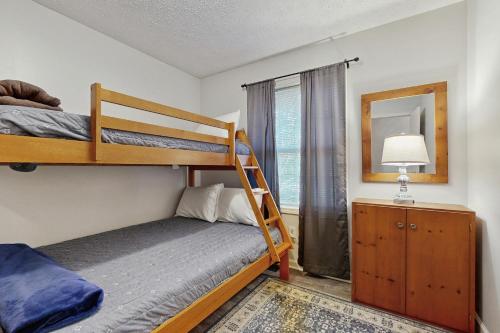 Katil atau katil-katil dalam bilik di Pelican's Perch