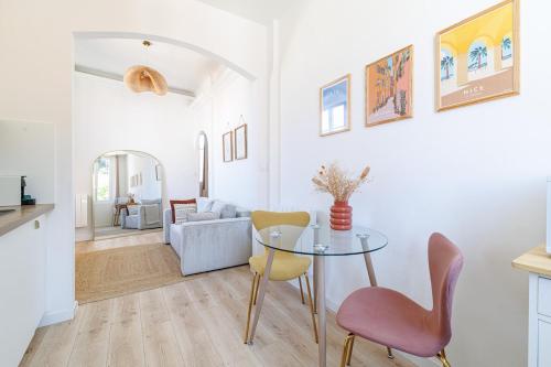 Cozy and bright appartement - Port of Nice