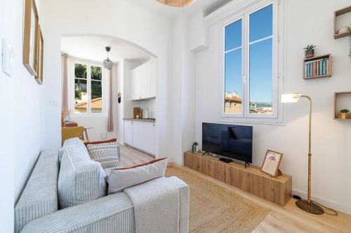 Cozy and bright appartement - Port of Nice