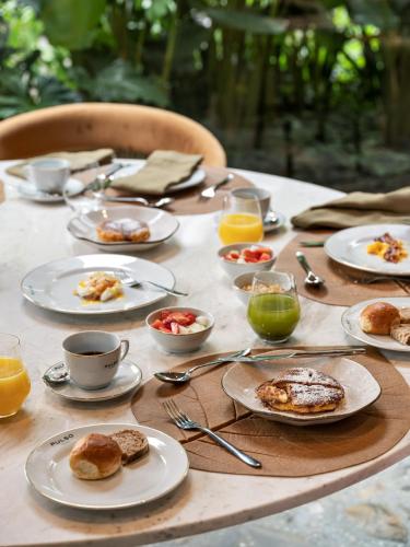 Đồ ăn tại/gần khách sạn