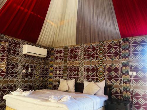 Χώρος καθιστικού στο wadi rum camp anas