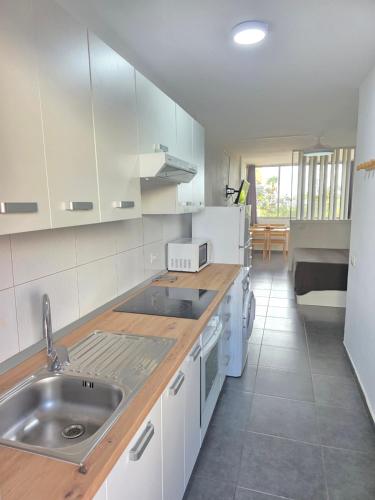 Dorado top Las Américas