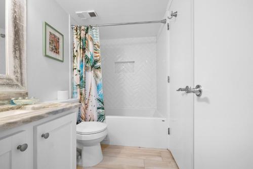 Ένα μπάνιο στο Mainsail 463