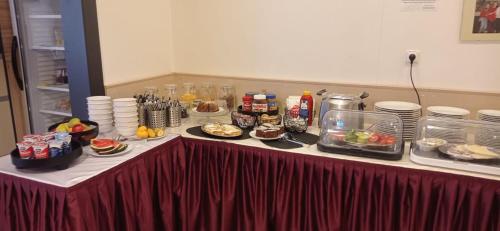 Jídlo v hotelu nebo okolí