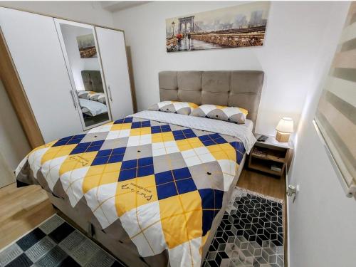 Llit o llits en una habitació de Apartment Violet