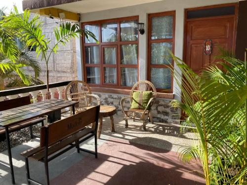 Gallery image of Lake view room with terrace in San Pedro La Laguna