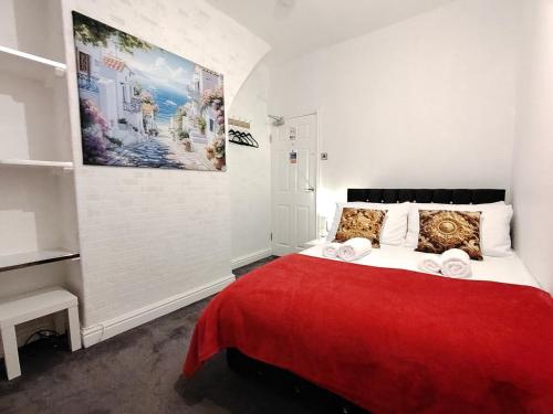 Voodi või voodid majutusasutuse Lucky Home 7 - Ideal for Trade & Family - 2 Bedrooms - 2 Beds - Max 4 Guests - Close to BAE, Docks, Lake District, Beaches toas