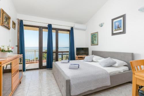 Apartments with parking space Baska Voda, Makarska - 300