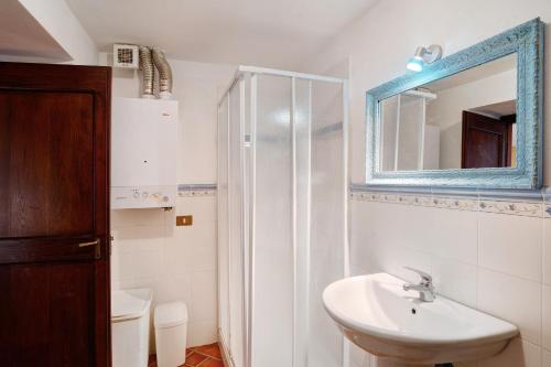 Ένα μπάνιο στο Antico Granaio