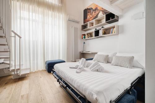 Stylish Design Loft in Navigli by Stay Mastery