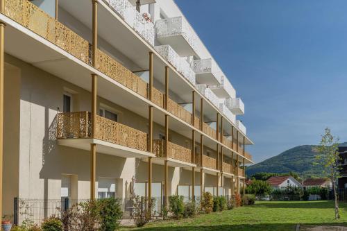 Imagen de la galería de Zenitude Quality Aparthotel Grenoble Sud, en Bresson