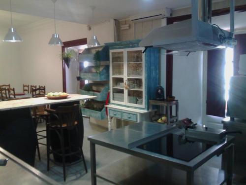 Η κουζίνα ή μικρή κουζίνα στο Good Mood Hostel