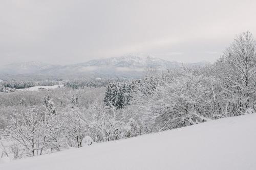 SNOW PEAK FIELD SUITE SPA HEADQUARTERS semasa musim sejuk