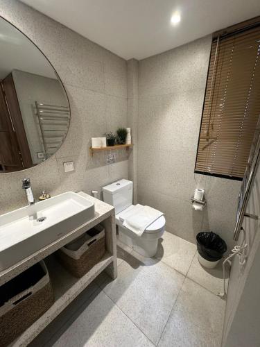 Phòng tắm tại Karra Loft U1