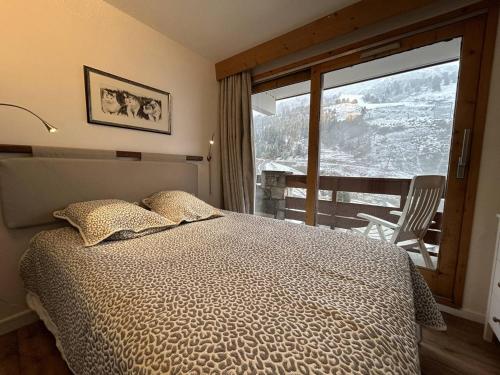 Appartement spacieux 4 chambres à Méribel, vue sur pistes - FR-1-355-283
