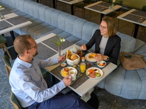 Jídlo v hotelu nebo okolí