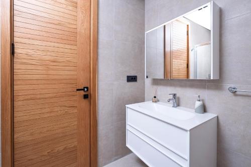 Ένα μπάνιο στο Villa Aktürk