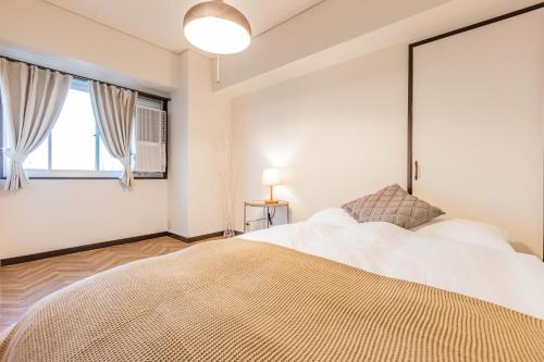 River Side Namba 303