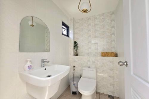 Koupelna v ubytování Breezy Bliss Home