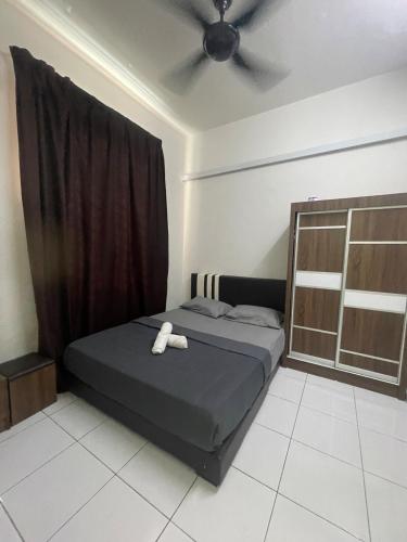 Postel nebo postele na pokoji v ubytování Sungai Udang Homestay, 3 air-conditioned rooms, maximum 8 people