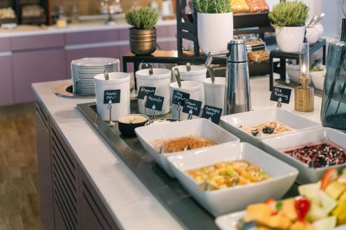 Comida en o cerca de este hotel