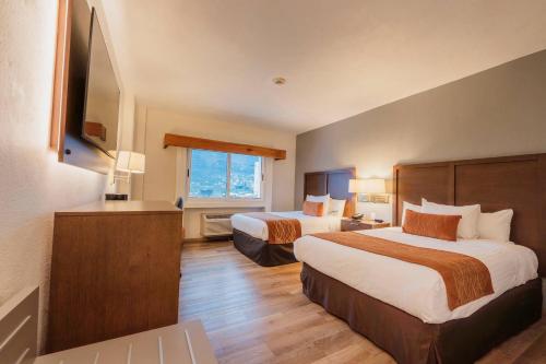 Postel nebo postele na pokoji v ubytování Comfort Inn Monterrey Valle