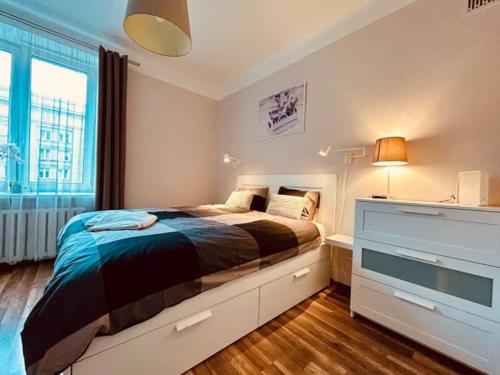 Cozy Apartment on Marszałkowska Street in the Center of Warsaw - Savior's Square
