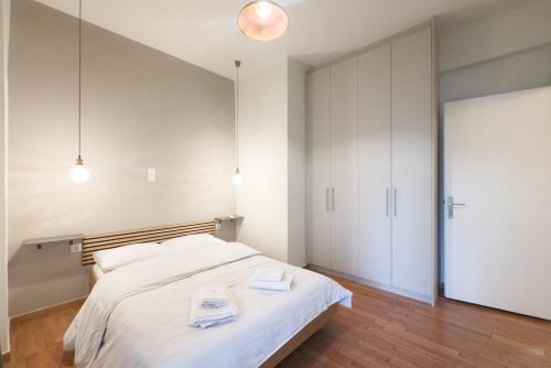 Panormou Neon - Urban Apartment 2B