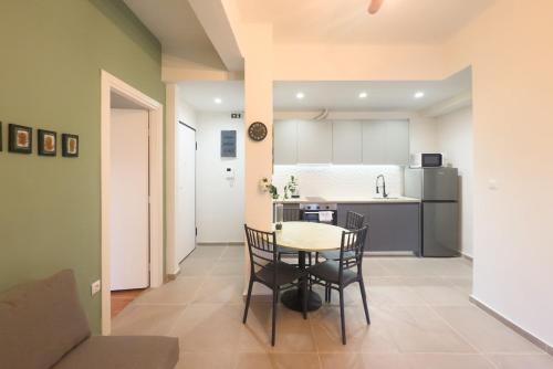 Panormou Neon - Urban Apartment 2B