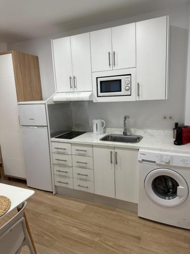 Sunsands Studio 1ºB playa76 Carihuela