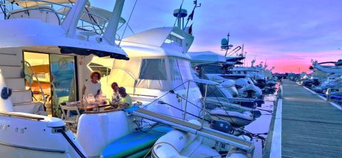 ANIMA MARIS Yacht