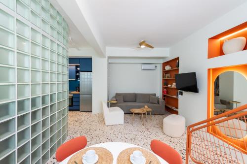Glass Nest Athens 2BR Apartment near Metro & Airport Line