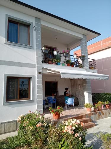 Fotografie z fotogalerie ubytování Villa GJOKA v destinaci Berat