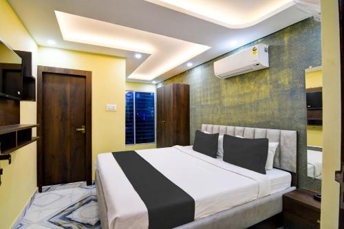 Gallery image of Hotel O The Crown in Kolkata