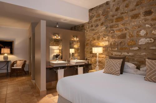 Alvaro de Torres Boutique 객실 침대