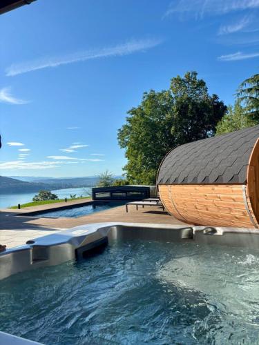 Villa Savoie Villa de luxe avec piscine et spa, lac d'Annecy