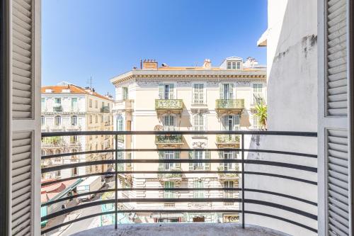 Centre Nice - 10 min plage - 5 min des transports en commun