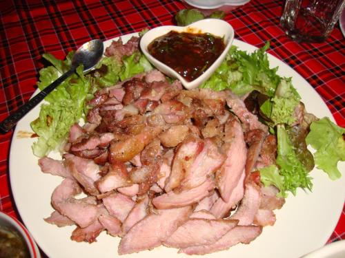 リゾートの敷地内または近くでの食事または食べ物