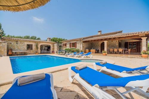 Gallery image of Can Mateu in Pollença