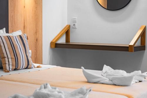 Eva's Rooms