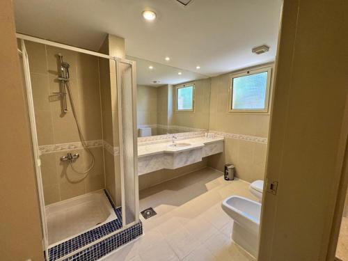 Ванная комната в Amphoras Beach - Ultra All Inclusive