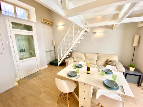 Central-Duomo- Beautiful Loft - 400 meters from the metro