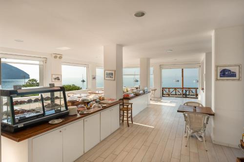 Η κουζίνα ή μικρή κουζίνα στο Apollon Club & Thermal Spa